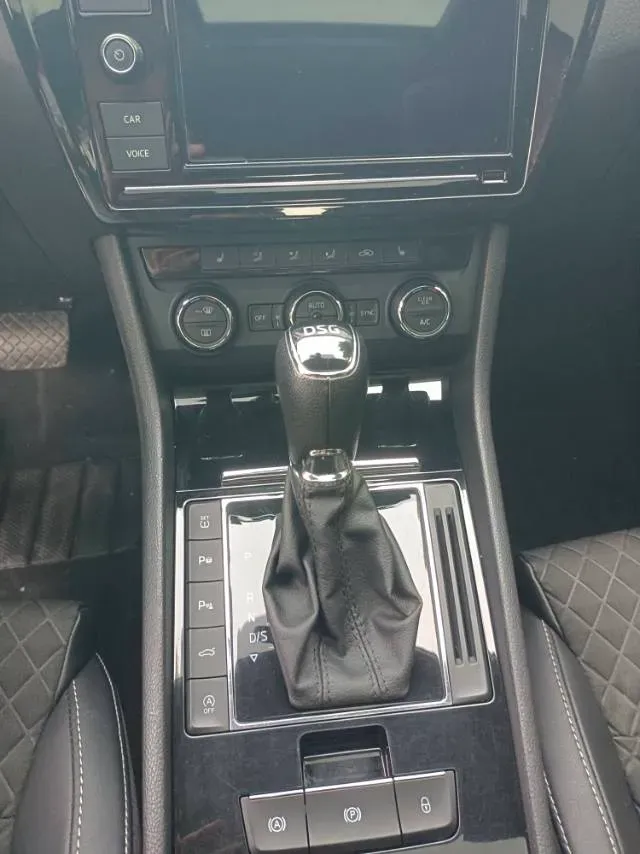 2019 Skoda Superb 1.4T 150HP L4 7DCT,autocango,china used car exporter,china ev exporter,chinese used car exporter,chinese used ev exporter