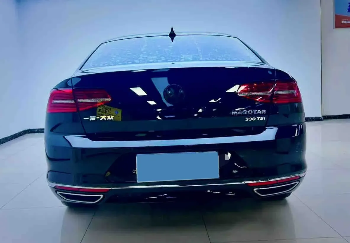 2018 Volkswagen Magotan 1.8T 180HP L4 7DCT,autocango,china used car exporter,china ev exporter,chinese used car exporter,chinese used ev exporter