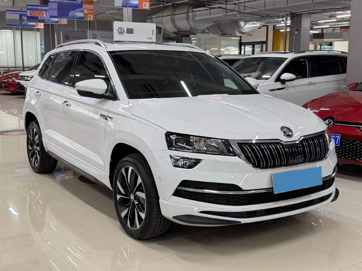 2023 Skoda Karoq 1.4T 150HP L4 7DCT,autocango,china used car exporter,china ev exporter,chinese used car exporter,chinese used ev exporter