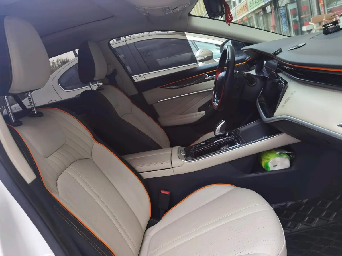 2021 DongFeng Aeolus YiXuan MAX 1.5T 190HP L4 7DCT,autocango,china used car exporter,china ev exporter,chinese used car exporter,chinese used ev exporter