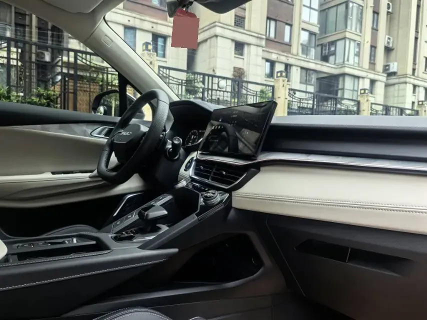 2023 LYNK&CO 03 1.5T 181HP L4 7DCT,autocango,china used car exporter,china ev exporter,chinese used car exporter,chinese used ev exporter