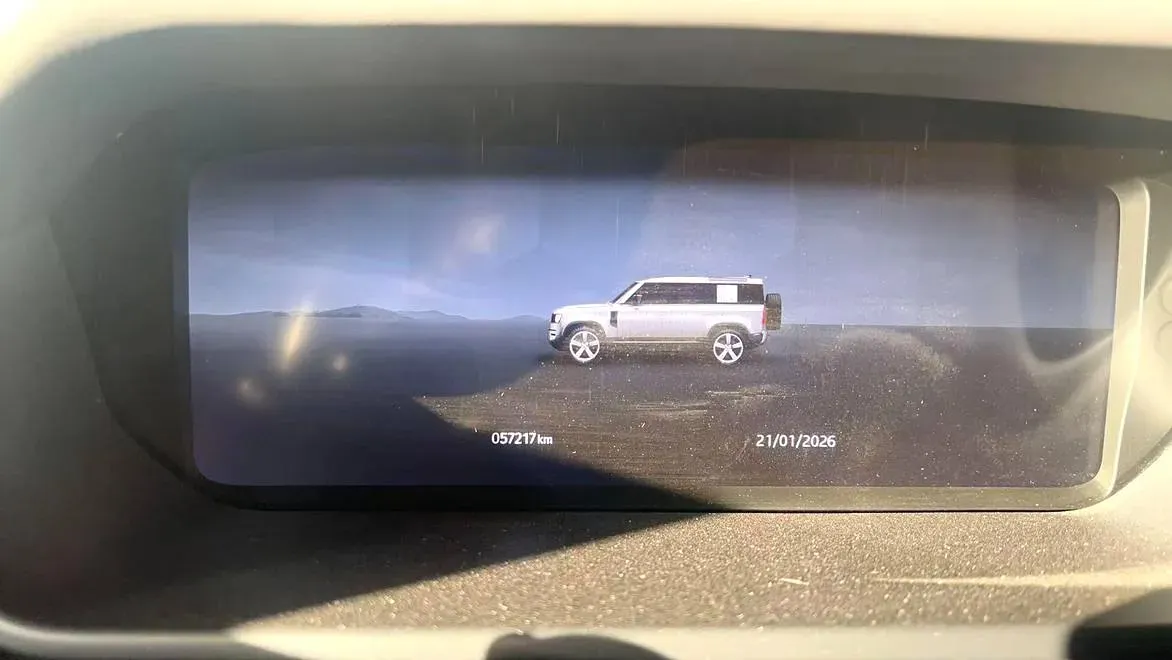 2023 Land Rover Defender 3.0T 400HP L6 8AT,autocango,china used car exporter,china ev exporter,chinese used car exporter,chinese used ev exporter