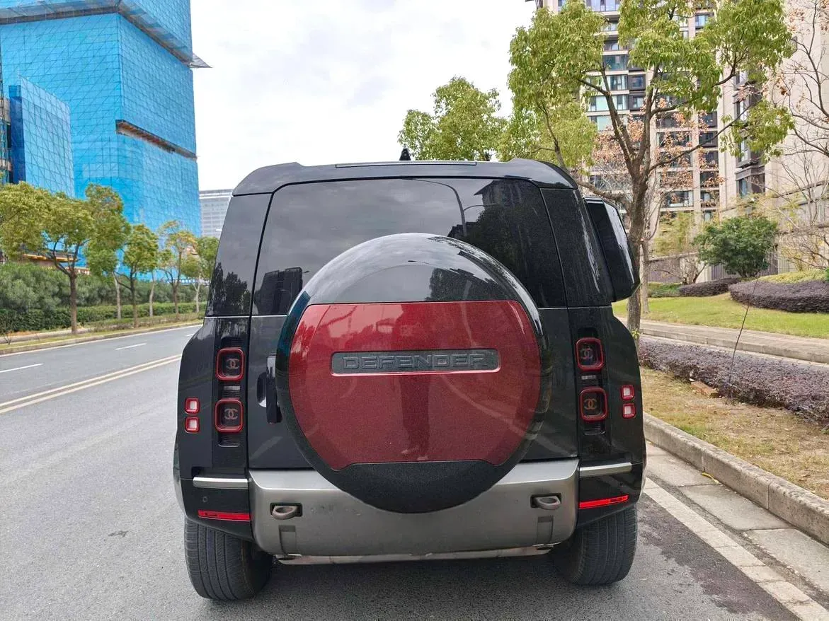 2023 Land Rover Defender 3.0T 400HP L6 8AT,autocango,china used car exporter,china ev exporter,chinese used car exporter,chinese used ev exporter