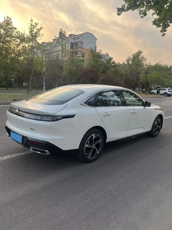 2022 ChangAn Raeton CC 1.5T 188HP L4 7DCT,autocango,china used car exporter,china ev exporter,chinese used car exporter,chinese used ev exporter