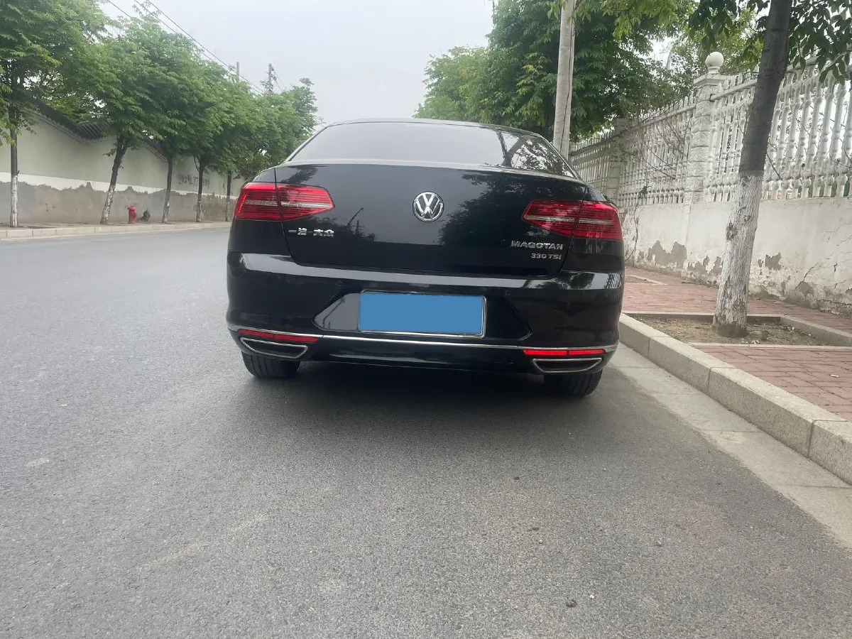 2018 Volkswagen Magotan 1.8T 180HP L4 7DCT,autocango,china used car exporter,china ev exporter,chinese used car exporter,chinese used ev exporter