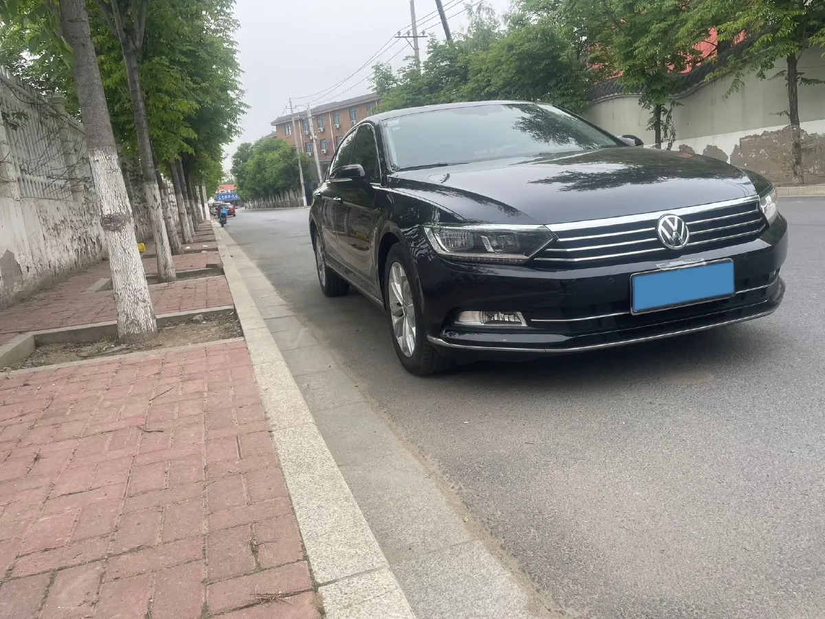 2018 Volkswagen Magotan 1.8T 180HP L4 7DCT,autocango,china used car exporter,china ev exporter,chinese used car exporter,chinese used ev exporter