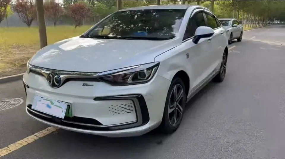 2018 BeiJing Auto EU5 BEV 53.66KWH,autocango,china used car exporter,china ev exporter,chinese used car exporter,chinese used ev exporter