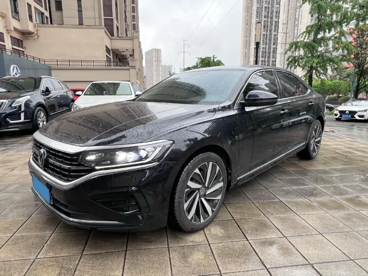 2023 Volkswagen Passat 2.0T 186HP L4 7DCT,autocango,china used car exporter,china ev exporter,chinese used car exporter,chinese used ev exporter