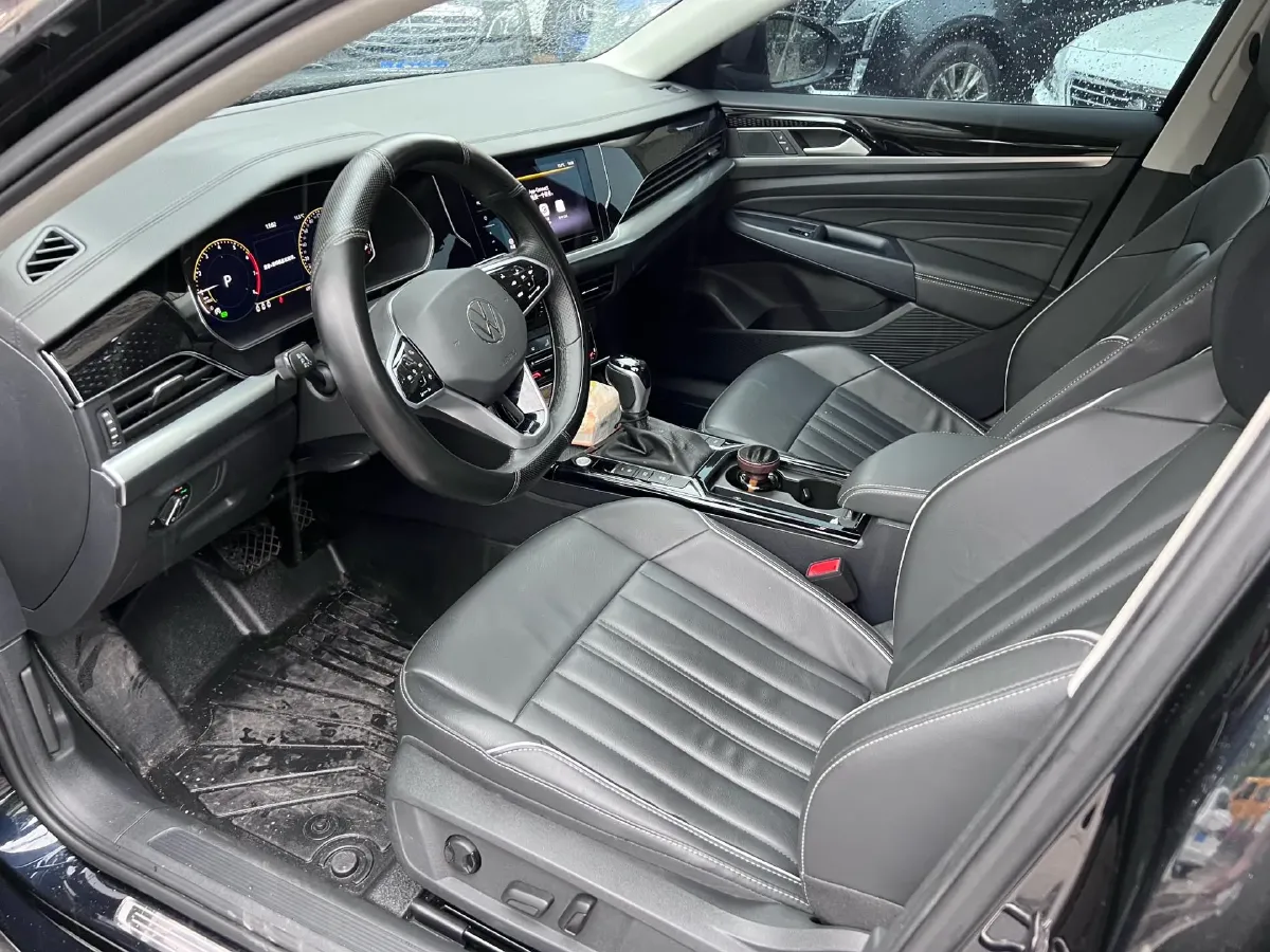 2023 Volkswagen Passat 2.0T 186HP L4 7DCT,autocango,china used car exporter,china ev exporter,chinese used car exporter,chinese used ev exporter