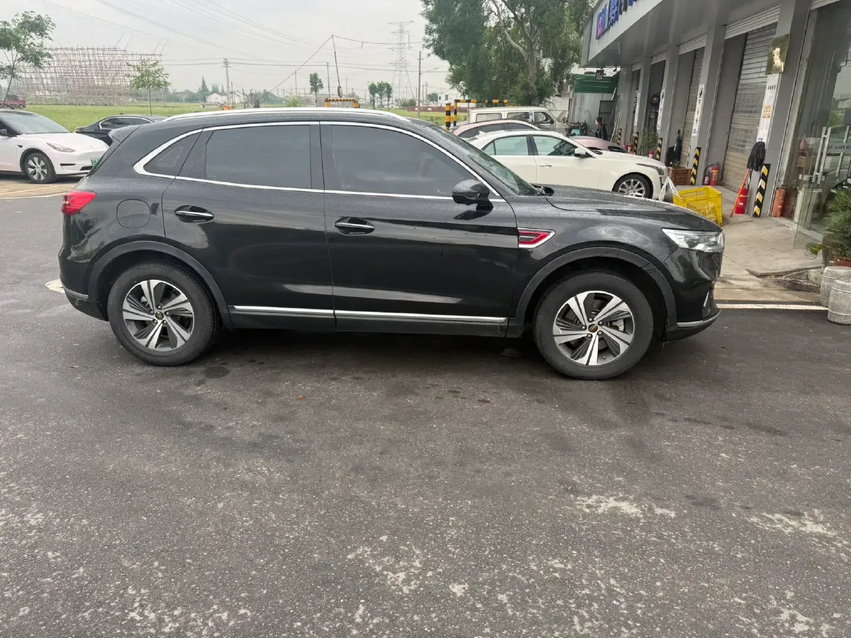 2022 HongQi HS5 2.0T 224HP L4 6AT,autocango,china used car exporter,china ev exporter,chinese used car exporter,chinese used ev exporter