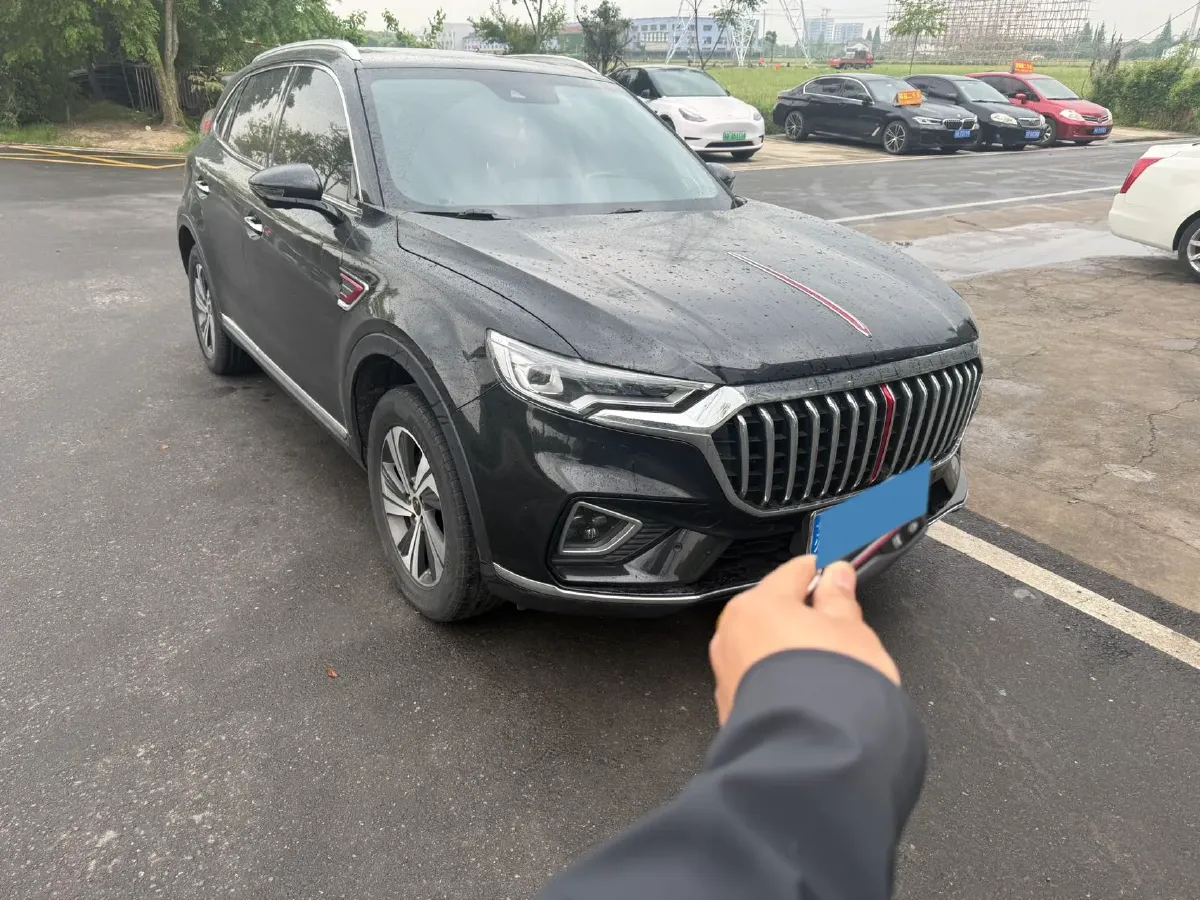 2022 HongQi HS5 2.0T 224HP L4 6AT,autocango,china used car exporter,china ev exporter,chinese used car exporter,chinese used ev exporter