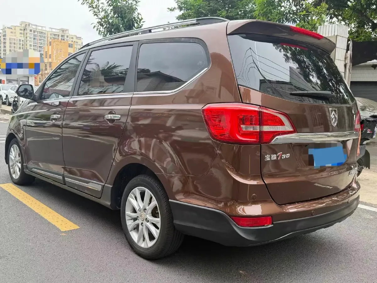 2016 BaoJun 560 1.5T 150HP L4 6MT,autocango,china used car exporter,china ev exporter,chinese used car exporter,chinese used ev exporter