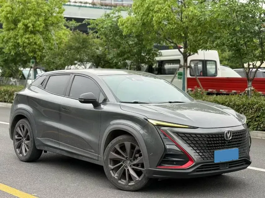 2020 ChangAn UNI-T 1.5T 180HP L4 7DCT,autocango,china used car exporter,china ev exporter,chinese used car exporter,chinese used ev exporter