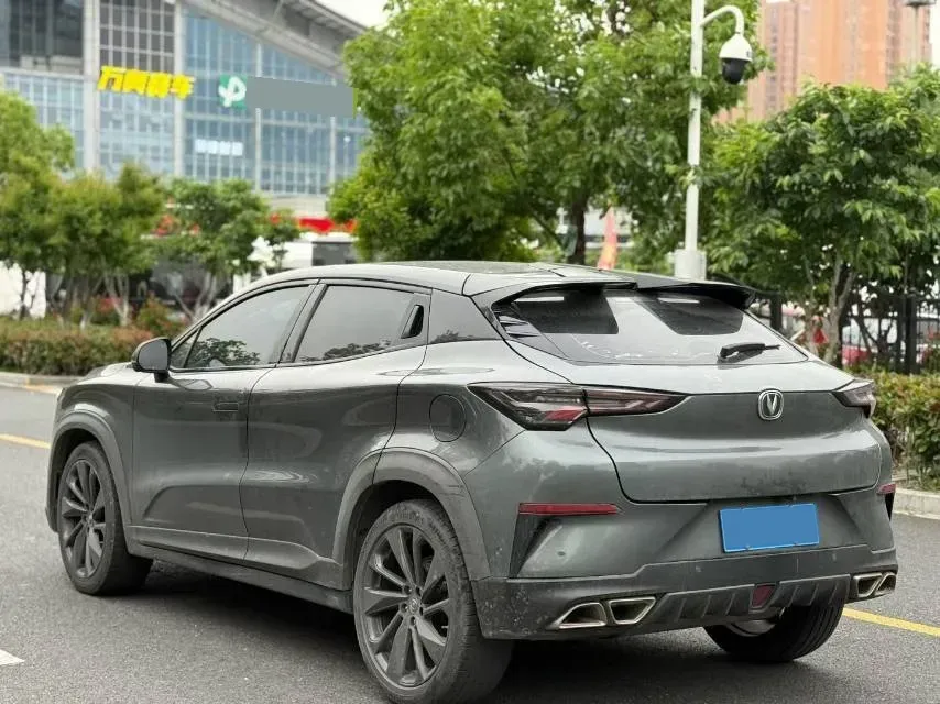 2020 ChangAn UNI-T 1.5T 180HP L4 7DCT,autocango,china used car exporter,china ev exporter,chinese used car exporter,chinese used ev exporter
