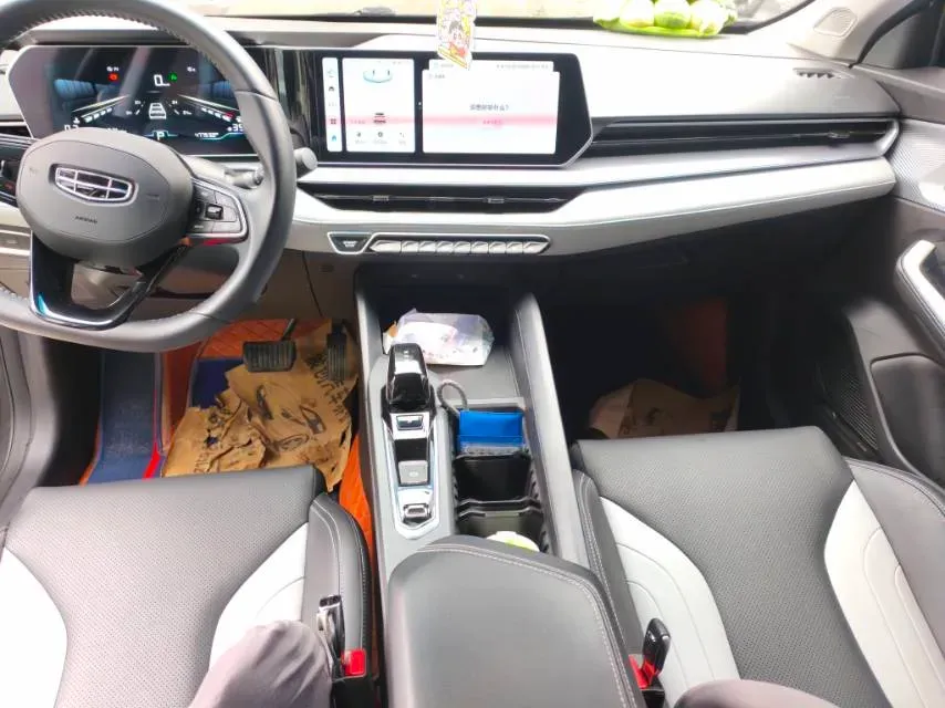 2024 Geely Binray 1.5T 181HP L4 7DCT,autocango,china used car exporter,china ev exporter,chinese used car exporter,chinese used ev exporter