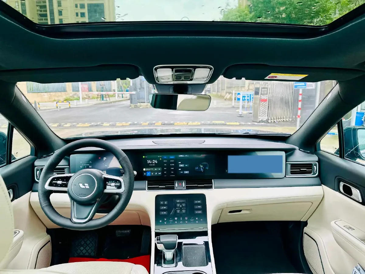 2021 Li ONE Range Extended 131HP REEV 40.5KWH,autocango,china used car exporter,china ev exporter,chinese used car exporter,chinese used ev exporter