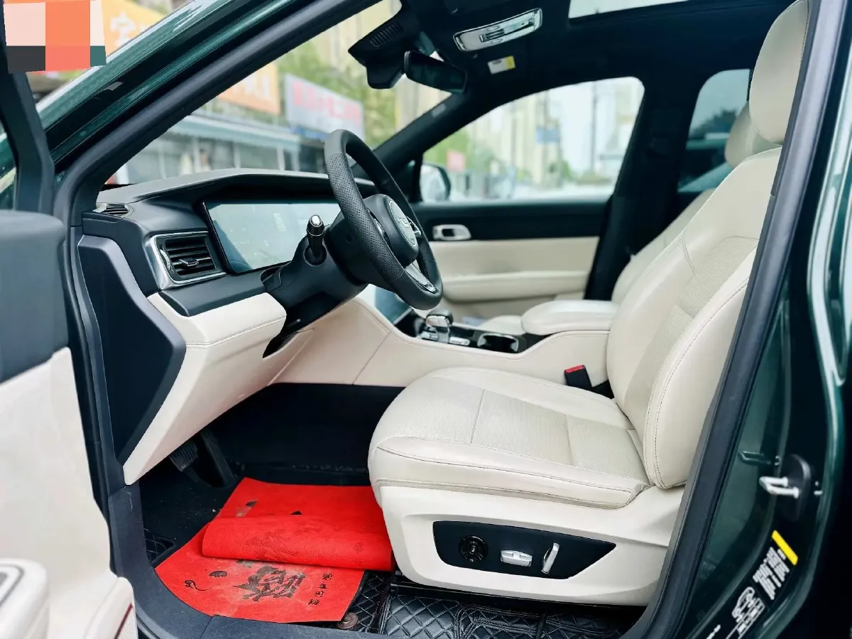 2021 Li ONE Range Extended 131HP REEV 40.5KWH,autocango,china used car exporter,china ev exporter,chinese used car exporter,chinese used ev exporter