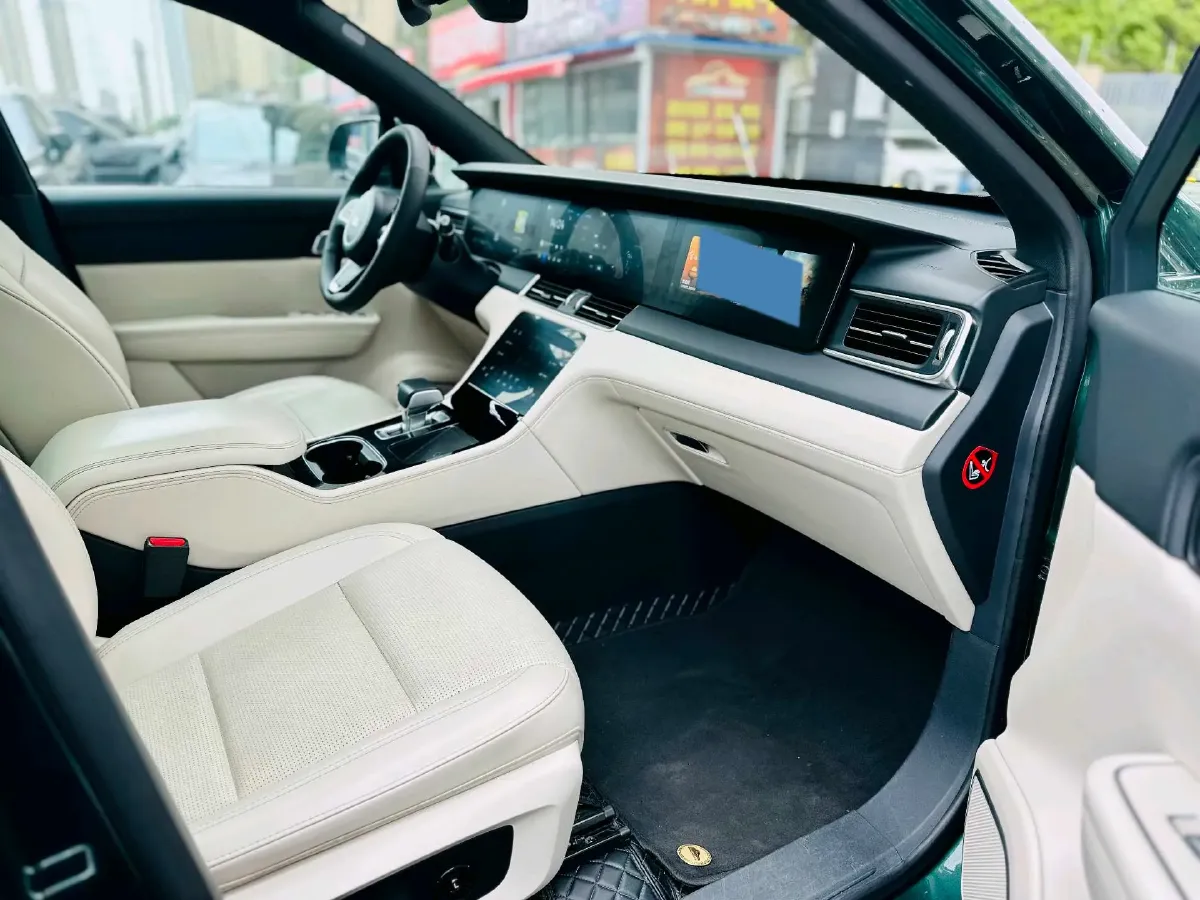 2021 Li ONE Range Extended 131HP REEV 40.5KWH,autocango,china used car exporter,china ev exporter,chinese used car exporter,chinese used ev exporter