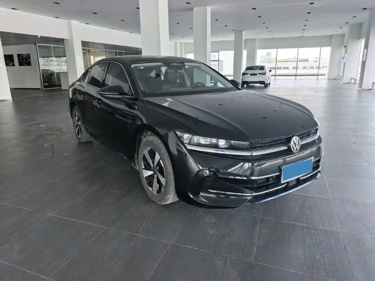 2024 Volkswagen Magotan 1.5T 160HP L4 7DCT,autocango,china used car exporter,china ev exporter,chinese used car exporter,chinese used ev exporter