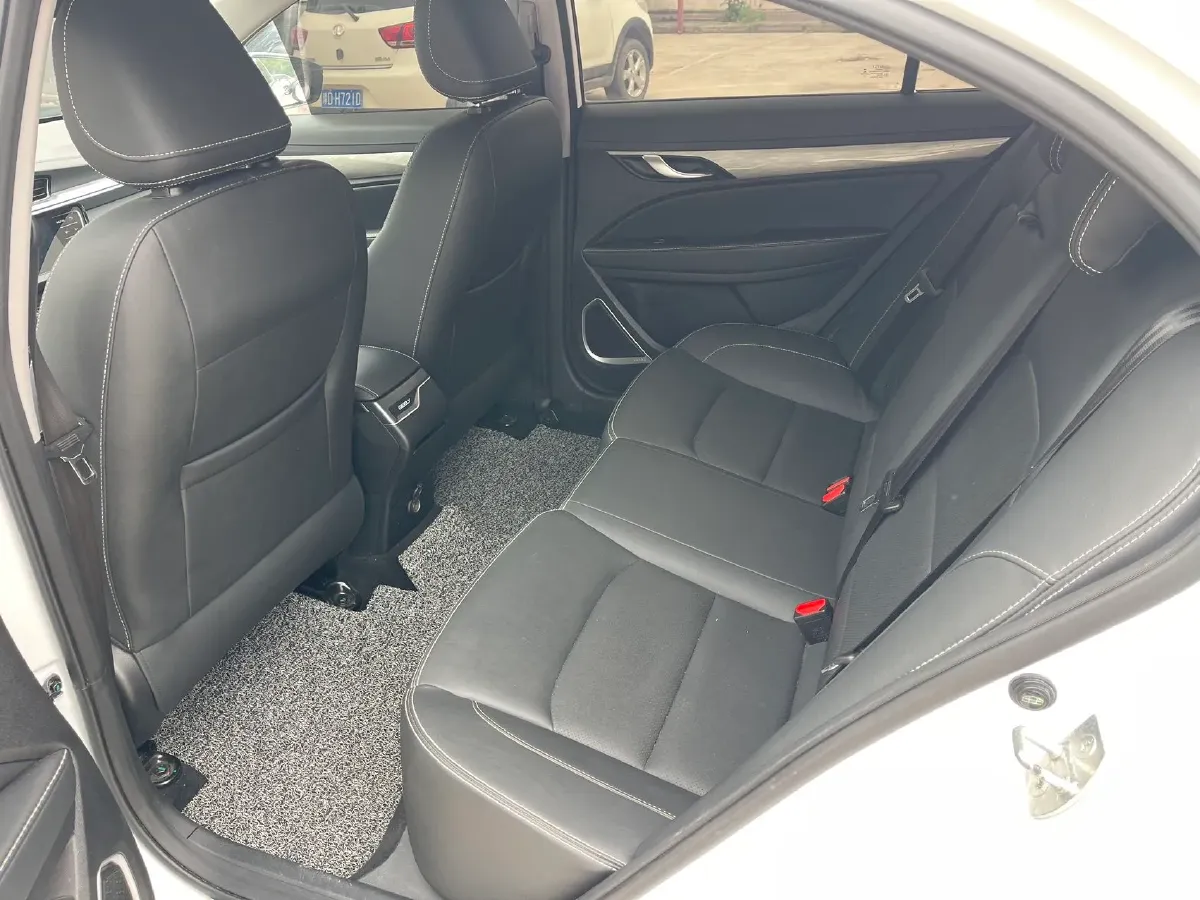 2019 Geely Emgrand 1.5L 109HP L4 5MT,autocango,china used car exporter,china ev exporter,chinese used car exporter,chinese used ev exporter