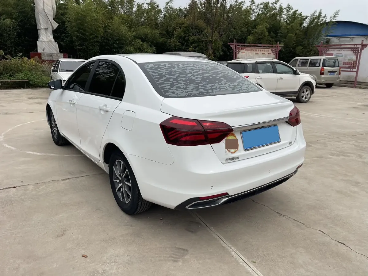 2019 Geely Emgrand 1.5L 109HP L4 5MT,autocango,china used car exporter,china ev exporter,chinese used car exporter,chinese used ev exporter
