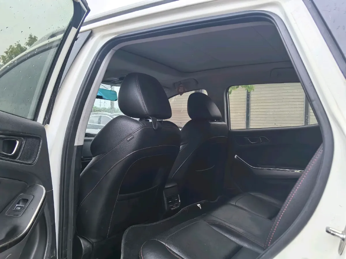 2017 Chery Tiggo 5x 1.5T 147HP L4 6DCT,autocango,china used car exporter,china ev exporter,chinese used car exporter,chinese used ev exporter