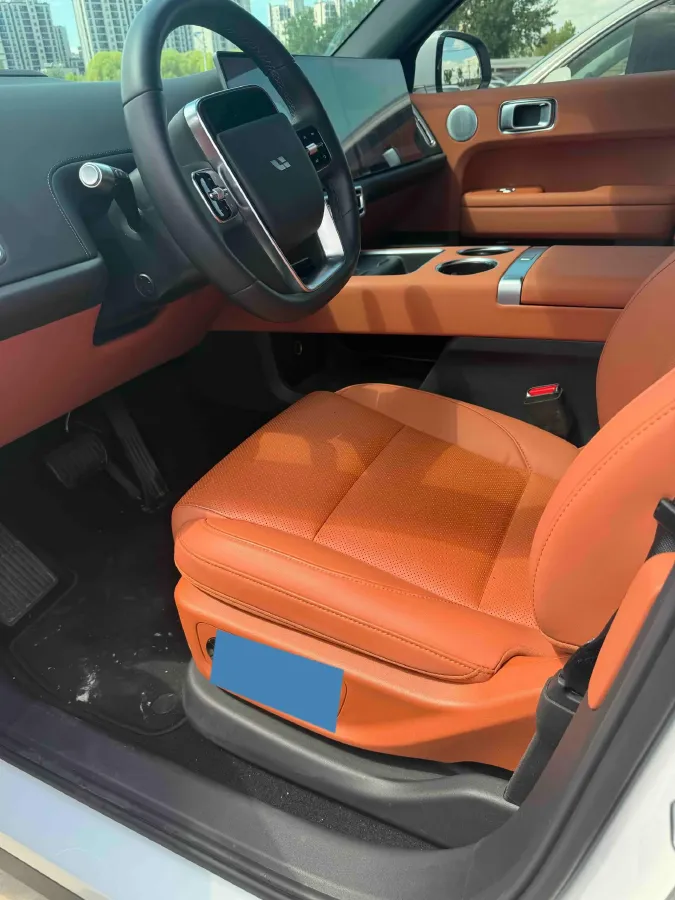 2024 Li L6 Range Extended 154HP L4 REEV 36.8KWH,autocango,china used car exporter,china ev exporter,chinese used car exporter,chinese used ev exporter