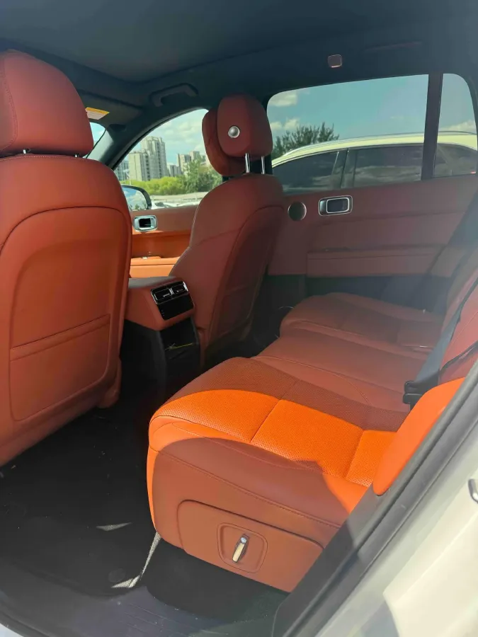 2024 Li L6 Range Extended 154HP L4 REEV 36.8KWH,autocango,china used car exporter,china ev exporter,chinese used car exporter,chinese used ev exporter