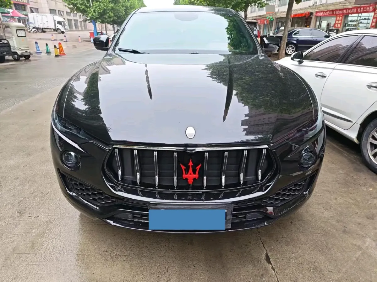 2022 Maserati Levante 2.0T 330HP L4 8AT,autocango,china used car exporter,china ev exporter,chinese used car exporter,chinese used ev exporter