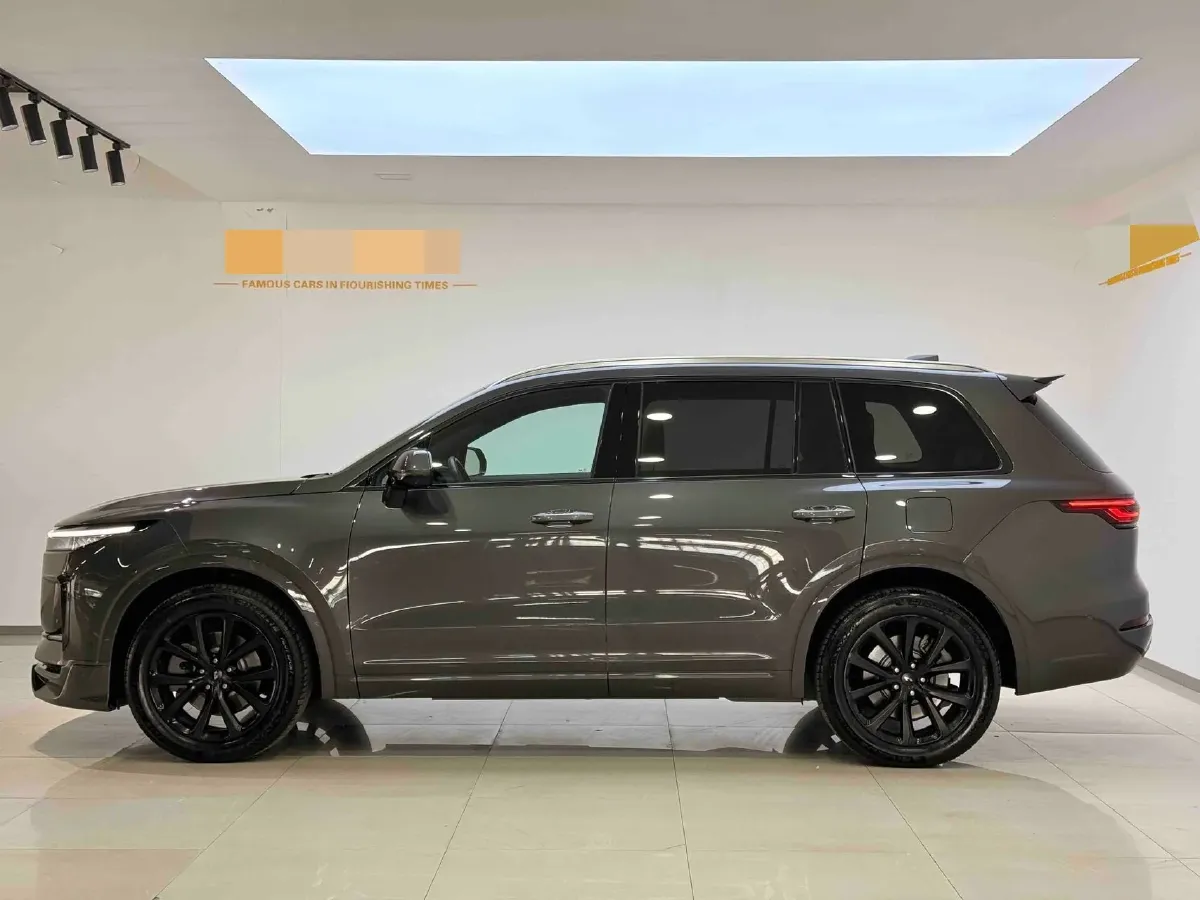 2021 Li ONE Range Extended 131HP REEV 40.5KWH,autocango,china used car exporter,china ev exporter,chinese used car exporter,chinese used ev exporter