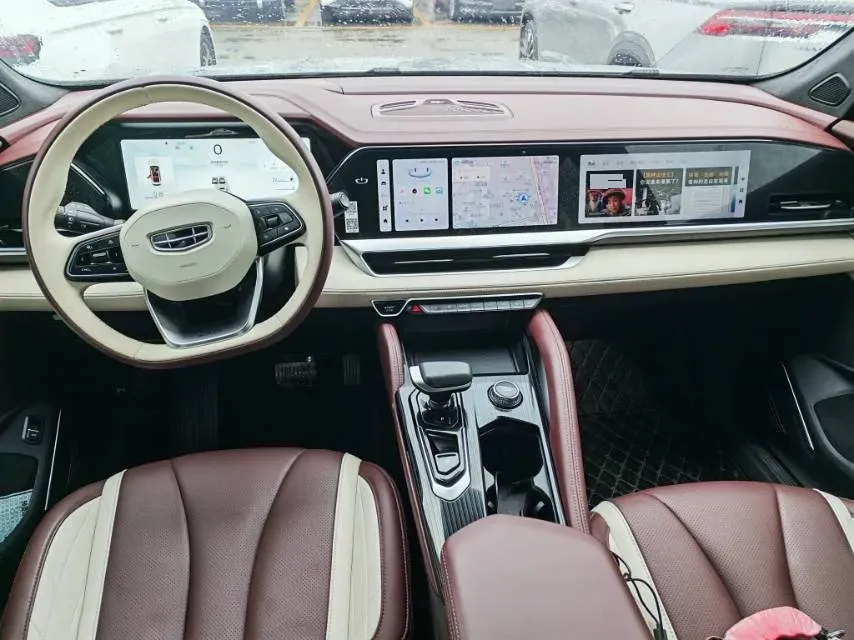 2021 Geely Monjaro 2.0T 218HP L4 7DCT,autocango,china used car exporter,china ev exporter,chinese used car exporter,chinese used ev exporter