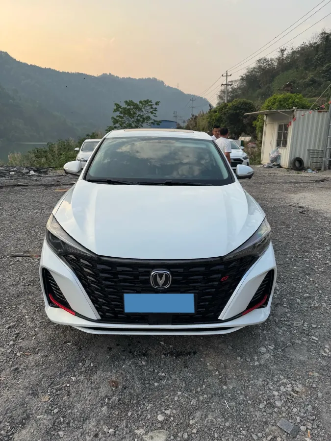 2022 ChangAn Eado 1.4T 160HP L4 7DCT,autocango,china used car exporter,china ev exporter,chinese used car exporter,chinese used ev exporter