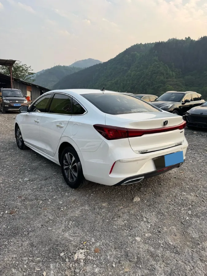 2022 ChangAn Eado 1.4T 160HP L4 7DCT,autocango,china used car exporter,china ev exporter,chinese used car exporter,chinese used ev exporter