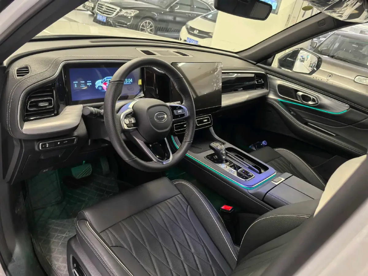 2025 GAC Trumpchi GS8 2.0T 252HP L4 8AT,autocango,china used car exporter,china ev exporter,chinese used car exporter,chinese used ev exporter