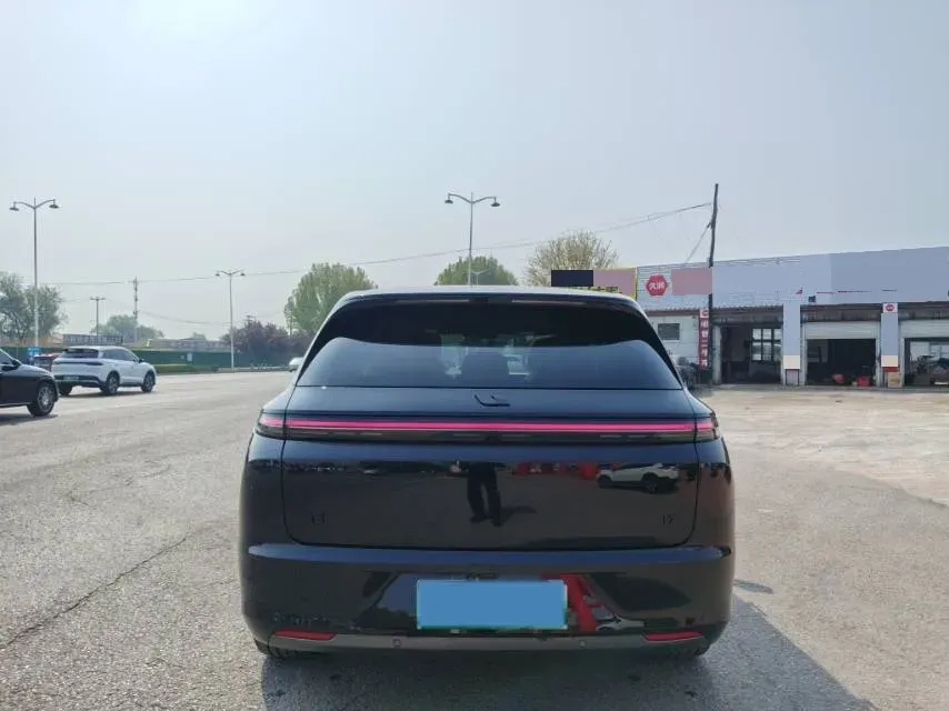2024 Li L7 Range Extended 154HP REEV 42.8KWH,autocango,china used car exporter,china ev exporter,chinese used car exporter,chinese used ev exporter