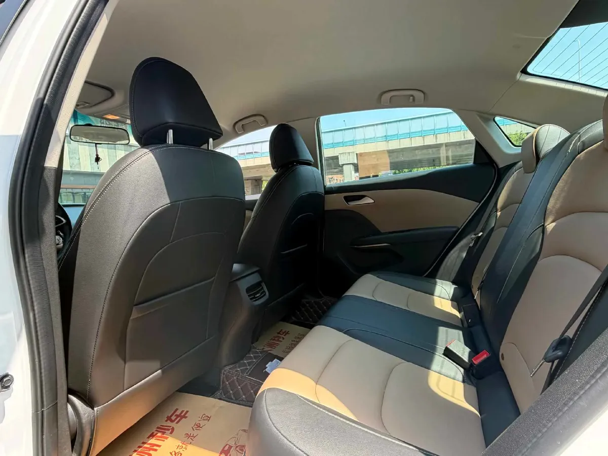 2020 Chevrolet Monza 1.5L 113HP L4 6AT,autocango,china used car exporter,china ev exporter,chinese used car exporter,chinese used ev exporter