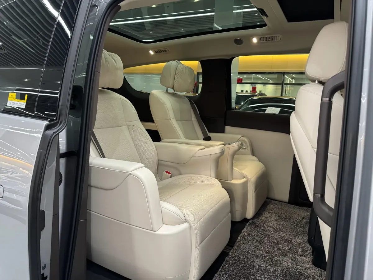 2024 Li MEGA BEV 102.7KWH,autocango,china used car exporter,china ev exporter,chinese used car exporter,chinese used ev exporter