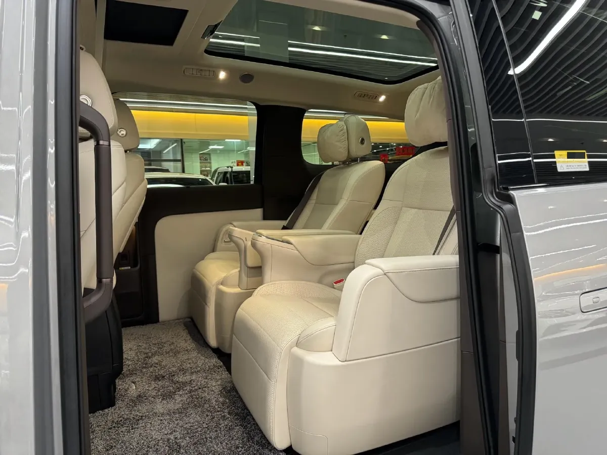 2024 Li MEGA BEV 102.7KWH,autocango,china used car exporter,china ev exporter,chinese used car exporter,chinese used ev exporter