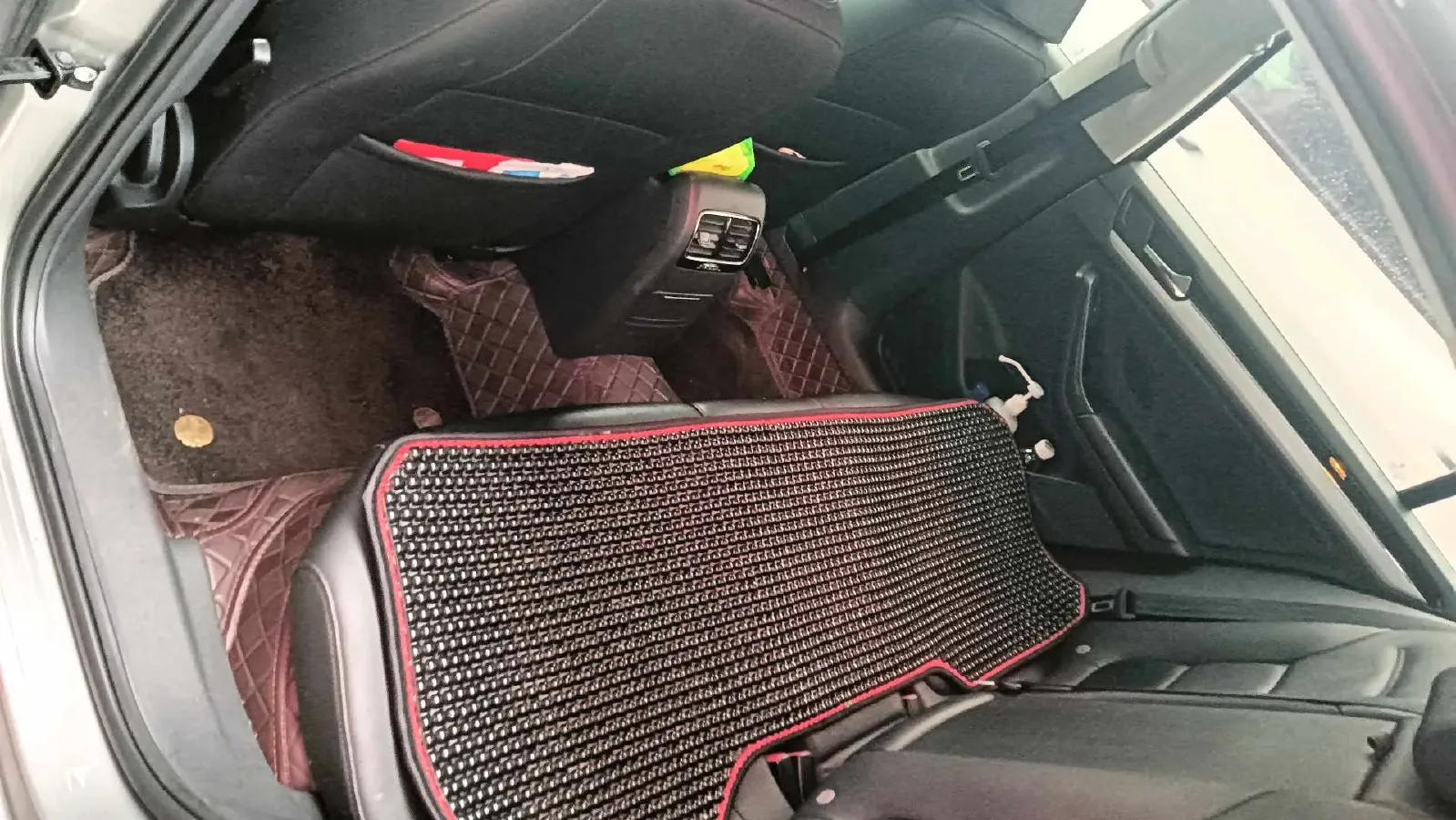 2018 JMC YuSheng S350 2.0T 141HP L4 6AT,autocango,china used car exporter,china ev exporter,chinese used car exporter,chinese used ev exporter