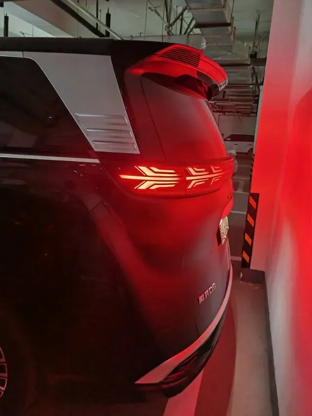 2024 Denza D9 1.5T 139HP L4 E-CVT PHEV 40KWH,autocango,china used car exporter,china ev exporter,chinese used car exporter,chinese used ev exporter