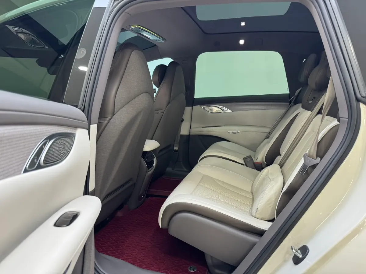 2023 IM LS7 BEV 90KWH,autocango,china used car exporter,china ev exporter,chinese used car exporter,chinese used ev exporter