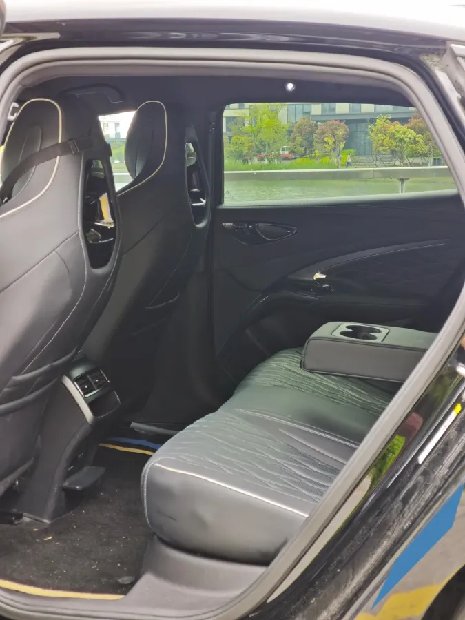 2022 Leapmotor C01 BEV 90KWH,autocango,china used car exporter,china ev exporter,chinese used car exporter,chinese used ev exporter