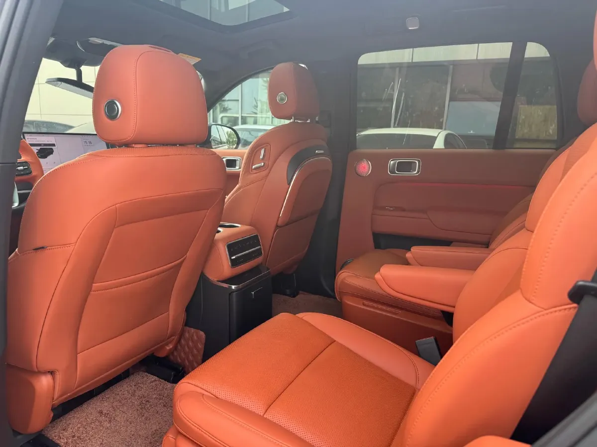 2023 Li L7 Range Extended 154HP REEV 40.9KWH,autocango,china used car exporter,china ev exporter,chinese used car exporter,chinese used ev exporter