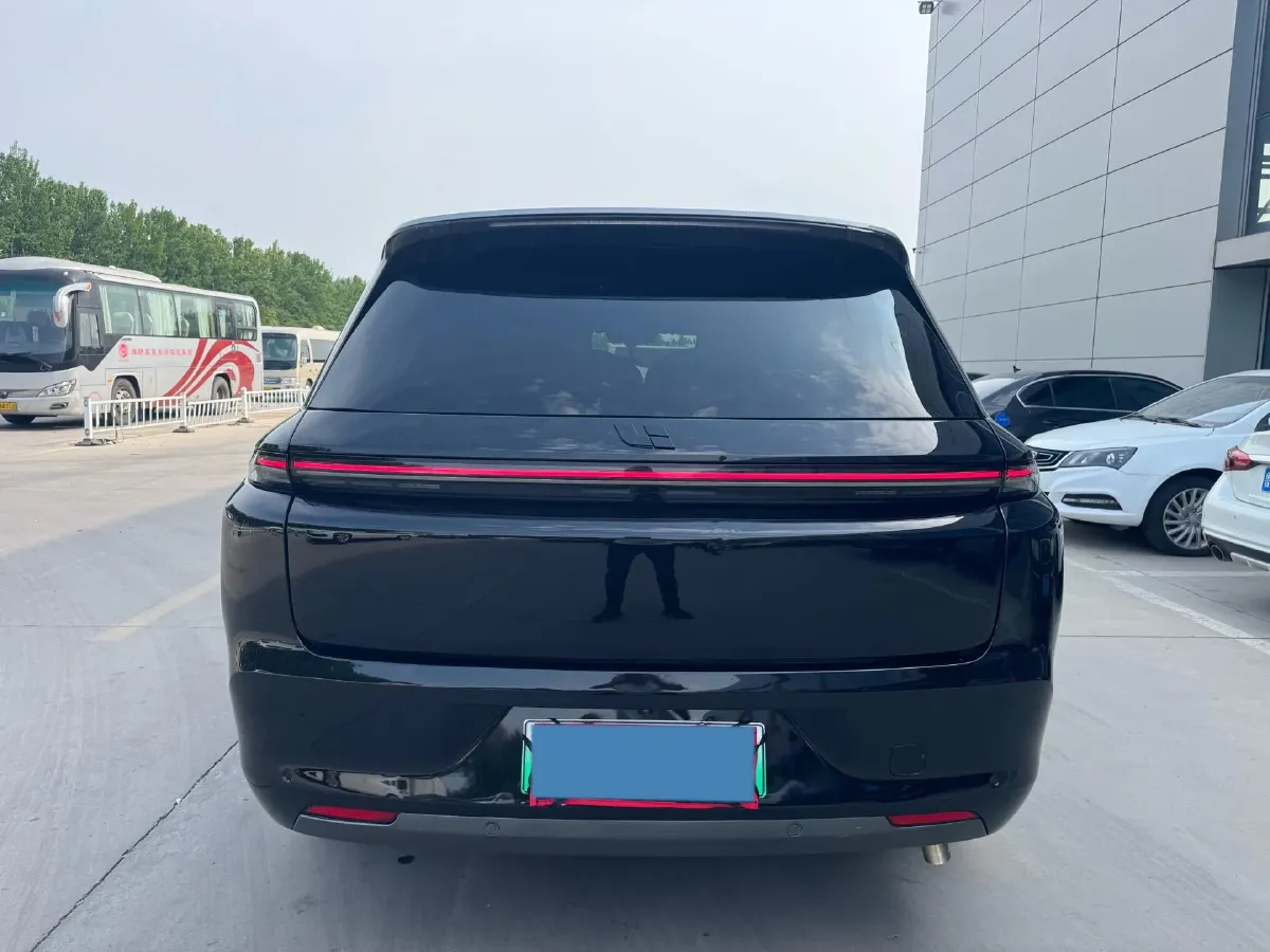 2023 Li L7 Range Extended 154HP REEV 40.9KWH,autocango,china used car exporter,china ev exporter,chinese used car exporter,chinese used ev exporter