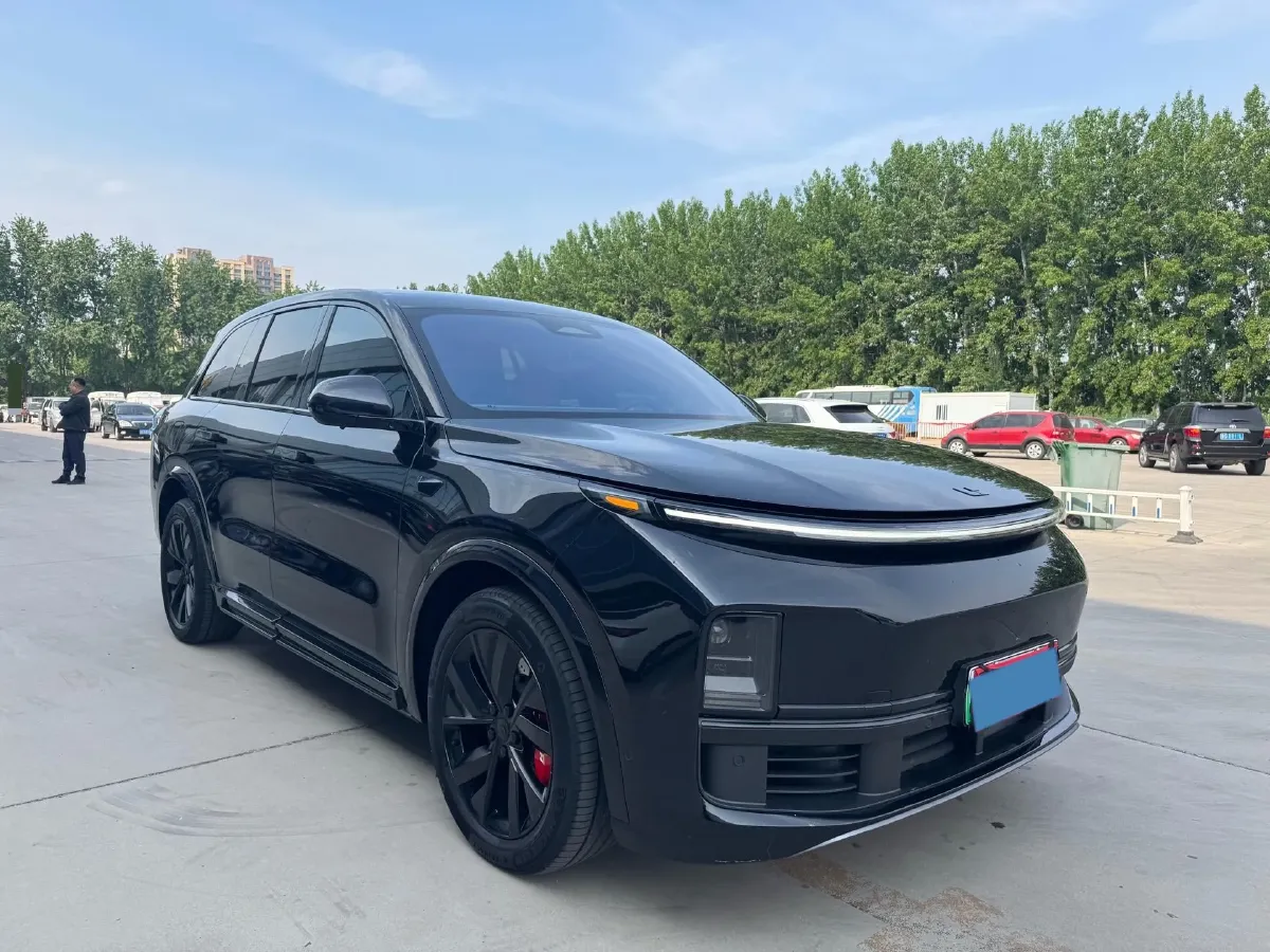 2023 Li L7 Range Extended 154HP REEV 40.9KWH,autocango,china used car exporter,china ev exporter,chinese used car exporter,chinese used ev exporter