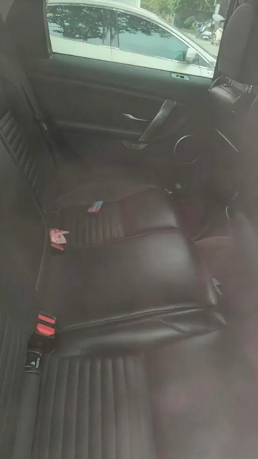 2024 Land Rover Discovery Sport 2.0T 249HP L4 9AT,autocango,china used car exporter,china ev exporter,chinese used car exporter,chinese used ev exporter