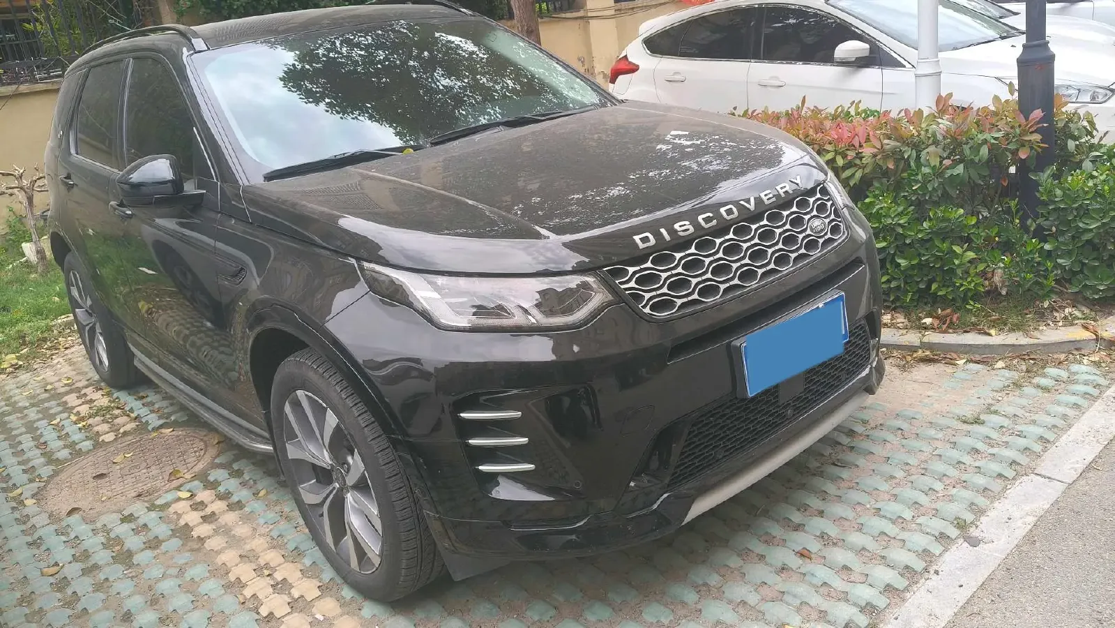 2024 Land Rover Discovery Sport 2.0T 249HP L4 9AT,autocango,china used car exporter,china ev exporter,chinese used car exporter,chinese used ev exporter