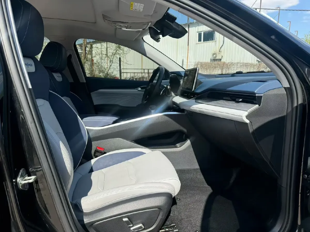 2021 Geely Preface 2.0T 190HP L4 7DCT,autocango,china used car exporter,china ev exporter,chinese used car exporter,chinese used ev exporter