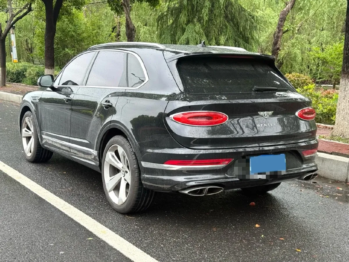 2021 Bentley Bentayga 4.0T 550HP V8 8AT,autocango,china used car exporter,china ev exporter,chinese used car exporter,chinese used ev exporter