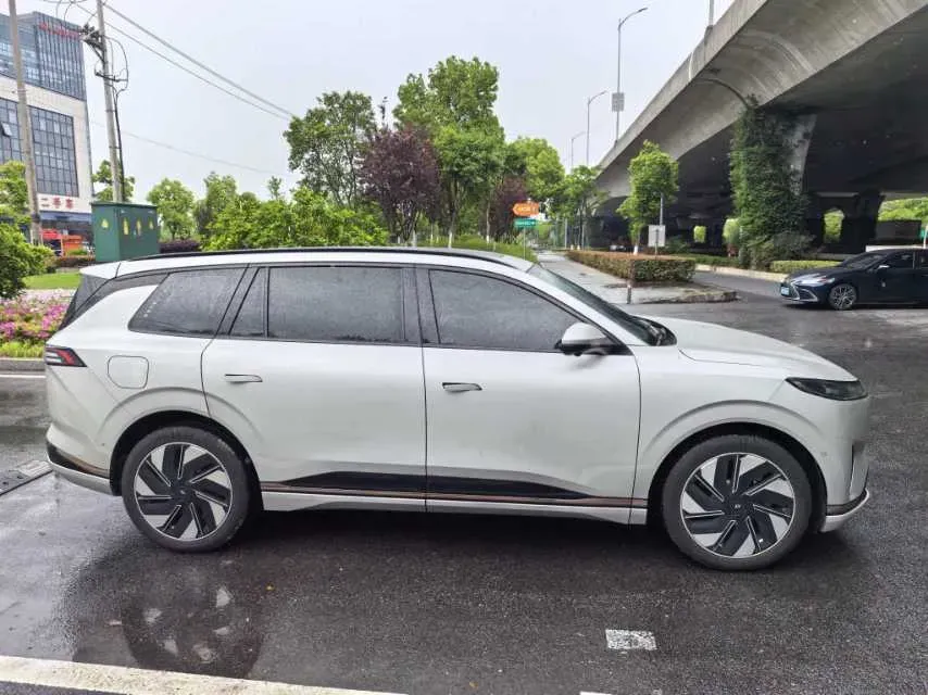 2024 DongFeng eπ eπ008 1.5T 147HP L4 REEV 34.32KWH,autocango,china used car exporter,china ev exporter,chinese used car exporter,chinese used ev exporter